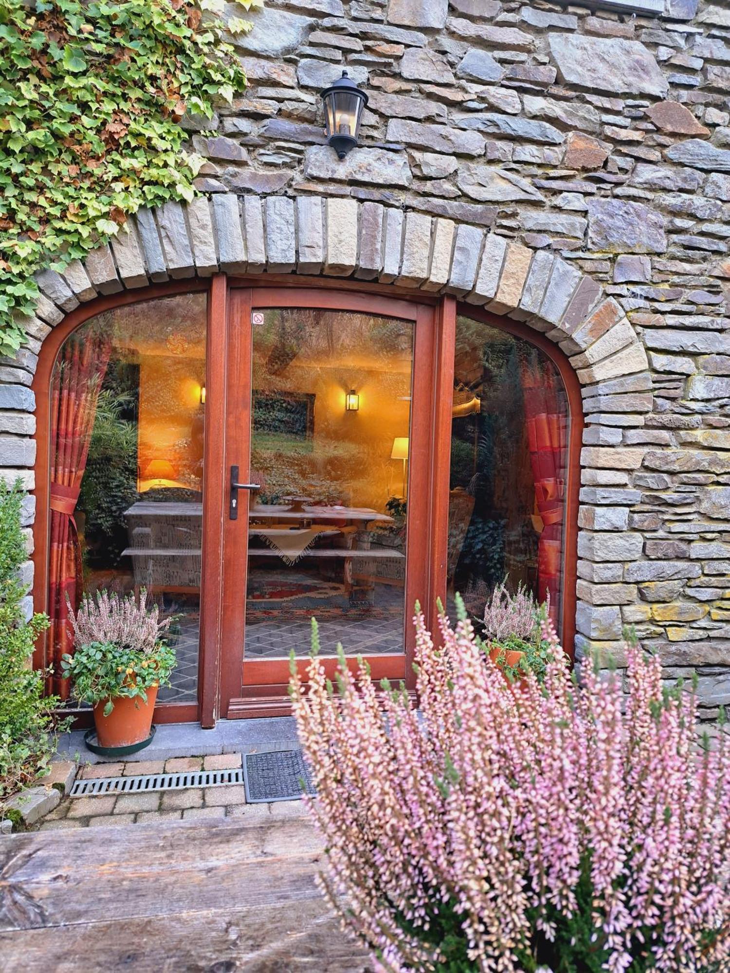 Holiday home Dri Les Courtils *